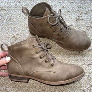 American Eagle Booties